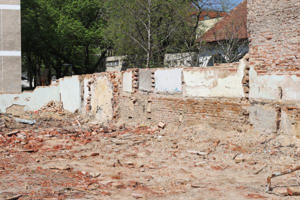 Brick Wall Demolition in Duluth
